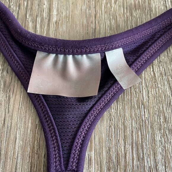 Athleta Purple Swift Reach And Restore Built-in Bra Tank Top - Size: XS - Picture 4 of 6